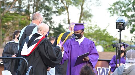 Waynesboro High School graduation photos