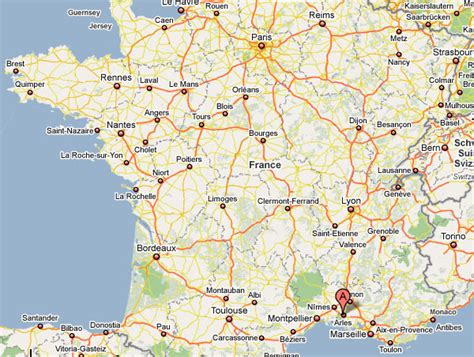 Where is Arles in France? The geographical location of Arles in France