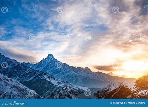 Himalaya Mountains at Sunrise, Nepal Stock Photo - Image of nepal, scenery: 113389054