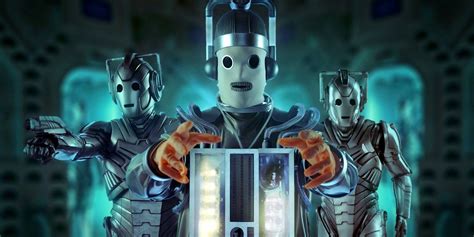 Daleks vs. Cybermen: Who Is the Stronger Doctor Who Foe? | CBR