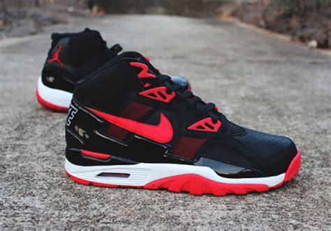 Bo Jackson Goes "Bred" With The Nike Air Trainer SC - SneakerNews.com