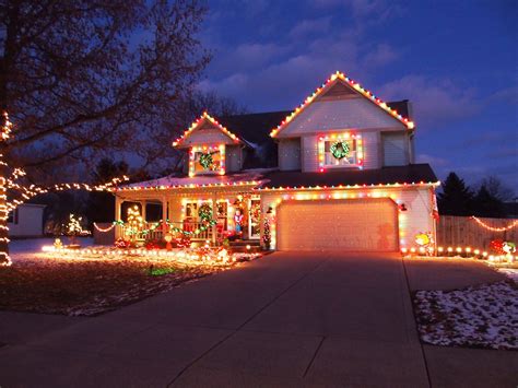 Deck the Homes - DCBR Annual Holiday Lighting Contest