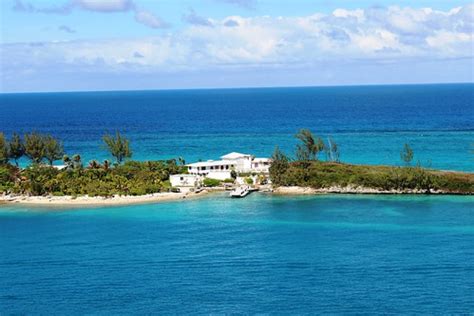 Nassau Bahamas | Taken from the Disney cruise ship on our tr… | Flickr