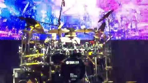 Carter Beauford Two Step Drum Solo - Dublin, Ireland 11/13/2015 (HD ...