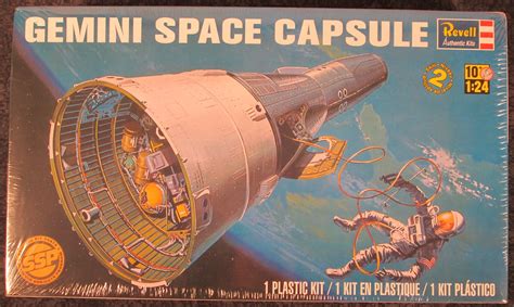 Revell - NASA 1:24 scale Gemini Space Capsule #RVL-1836