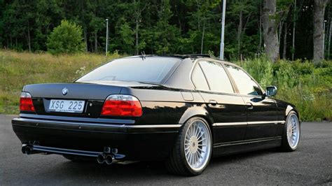 E38 Alpina B12 with that amazing V12 😍😍 | Bmw e38, Bmw, Bmw 7 series