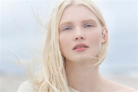 Daria Zhemkova by Paul de Luna for Blank August 2011 | Fashion Gone Rogue Modelo Albino, Nordic ...