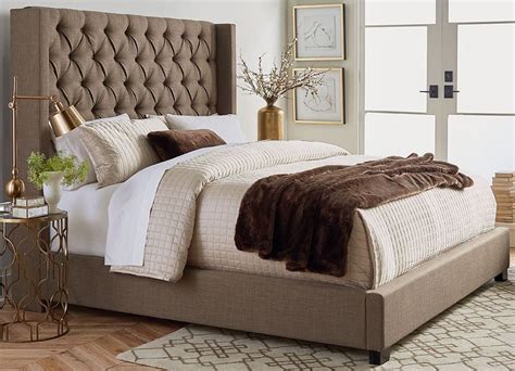 Westerly Brown Queen Upholstered Bed Set in 2020 | Upholstered beds, Upholstered platform bed ...