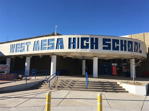 Marc Valdez Weblog: A Visit to West Mesa High School