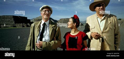 GEOFFREY RUSH, SALMA HAYEK, ALFRED MOLINA, FRIDA, 2002 Stock Photo - Alamy