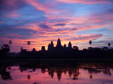 The Cambodian temple Angkor Wat at sunset : r/pics