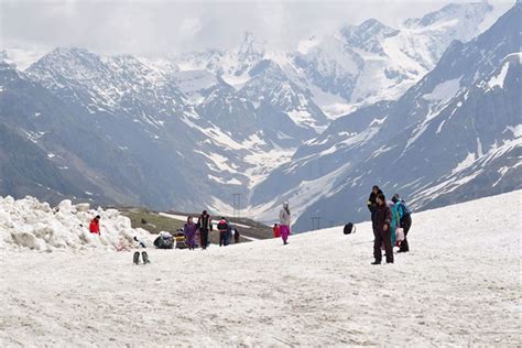 Stunning Hill Station Manali, Himachal Pradesh Photos