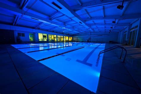 World Class Planet Swim & Gym, al 38-lea club health & fitness din rețea • Money Buzz! | Swim ...