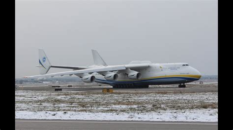 Super super-jumbo Antonov An-225 Mriya Takeoff from YYZ - YouTube