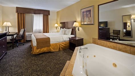 Best Western Inn Elyria, Ohio, US - Reservations.com