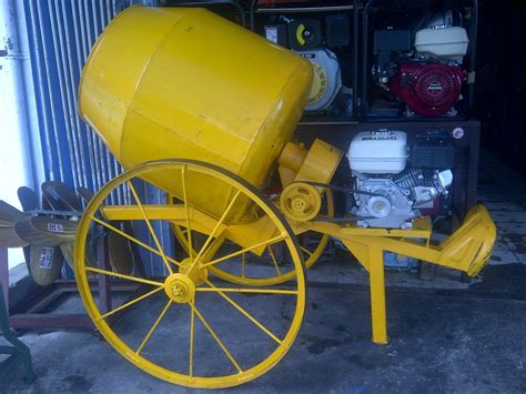 MOLEN MINI 1/2 SAK SEMEN + PENGGERAK ENGINE 5,5HP