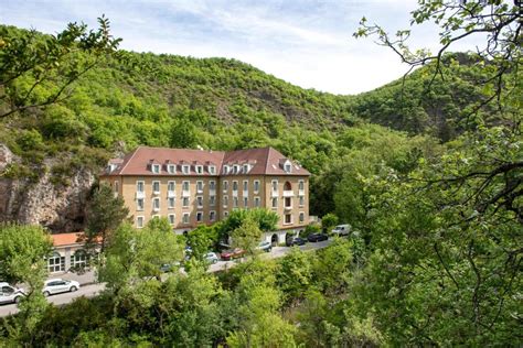 Hôtel Pas Cher Digne-les-Bains - Meilleur Prix sur COZYCOZY