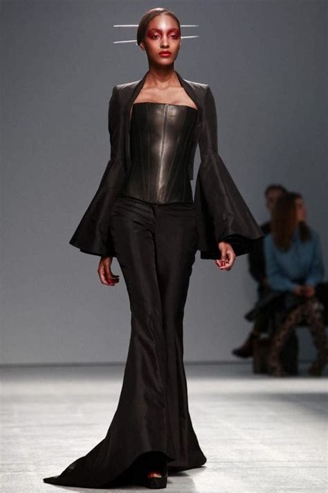 future, futuristic, Gareth Pugh, future fashion, girl in black, futuristic clothing, black woman ...