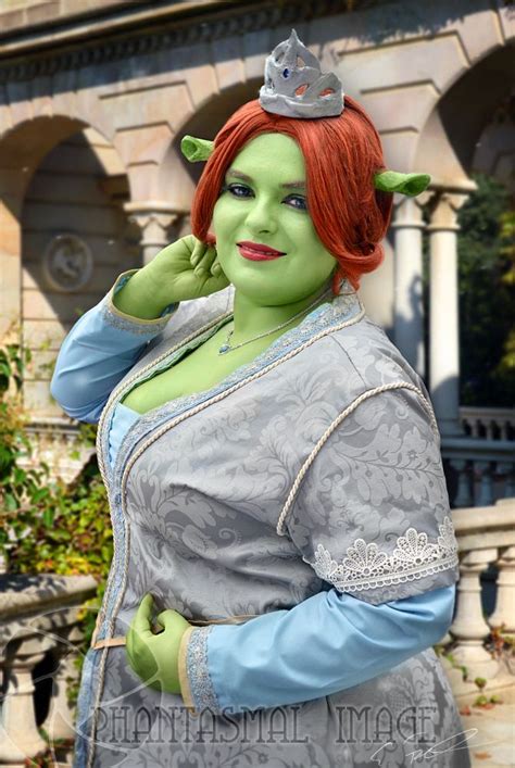 Fiona (Shrek) by Naitachial.deviantart.com on @DeviantArt | Curvy cosplay, Fiona shrek, Plus ...