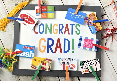 Cute Graduation Gifts: Congrats Grad Gift Card Frame – Fun-Squared