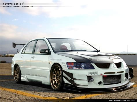 Mitsubishi Lancer Evo 8 - Photos, News, Reviews, Specs, Car listings