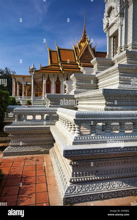 The Throne Hall at the Royal Palace Phnom Penh Cambodia Stock Photo - Alamy