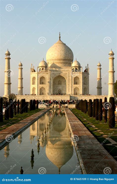 Taj Mahal Tomb in Agra, India Editorial Stock Image - Image of arabic, chamber: 87665109