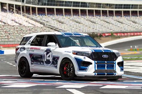 Ford Performance Takes a 2021 Explorer ST to Racing School