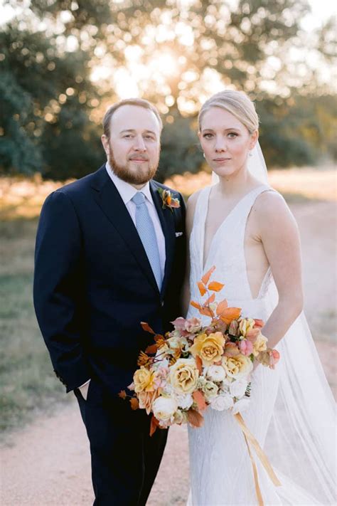 Texas Hill Country Wedding At The Bride's Family Home ⋆ Ruffled