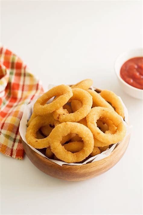 Crispy Fried Onion Rings - Make and Takes