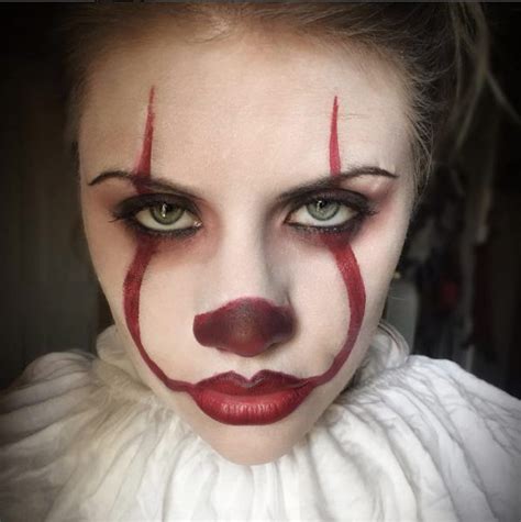 Résultat de recherche d'images pour "pennywise makeup" | Scary clown ...