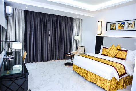 GREEN POINT HOTEL - Prices & Reviews (Ikeja, Nigeria)