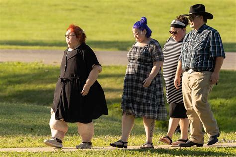 1000-Lb. Sisters' Tammy Slaton at Husband's Funeral: Photo