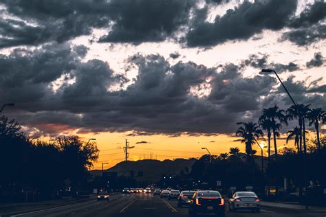 Sunset over South Mountain in Phoenix, AZ : r/SkyPorn