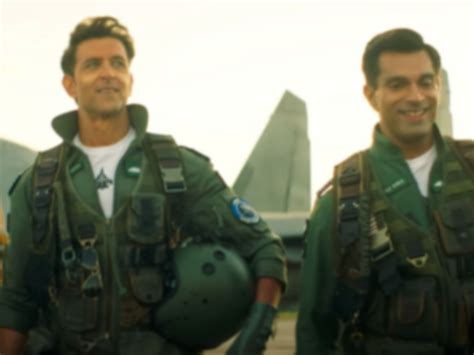 Fighter trailer OUT! Hrithik Roshan and Deepika Padukone join hands to jet, set and save Kashmir ...