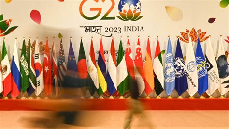 Leaders arrive in India for a G20 summit marked by division and ...