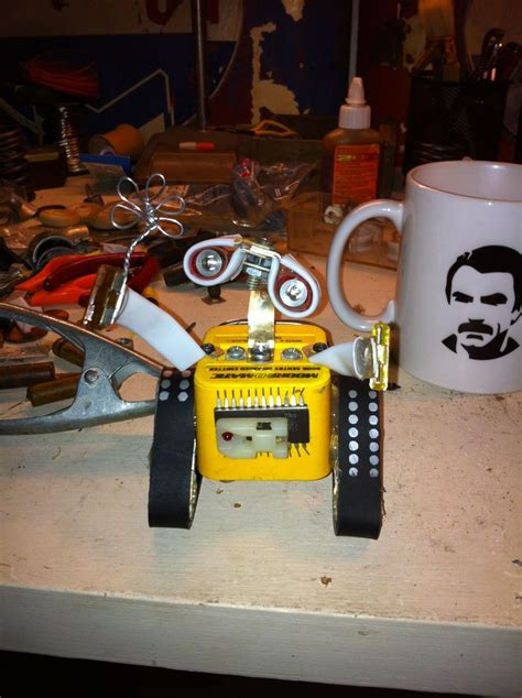 341 best images about Junk robots on Pinterest | Junk art, Sculpture ...