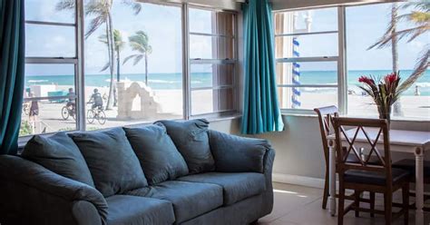 Riptide Oceanfront Hotel from $140. Hollywood Hotel Deals & Reviews - KAYAK