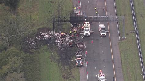 Deadly, fiery crash on I-75 claimed two lives, injured six | FOX 13 ...