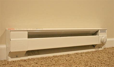 What are Hydronic Baseboard Heaters? (with pictures)