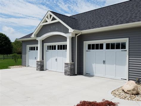 Fiberglass, Composite, & Vinyl Garage Doors - PDQ Door