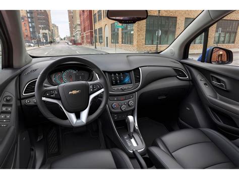 2022 Chevrolet Trax: 88 Interior Photos | U.S. News