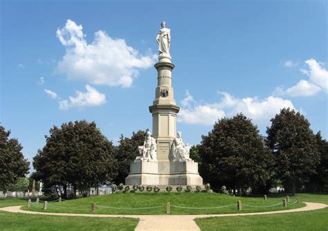 Soldiers National Monument in the National Cemetery at Gettysburg