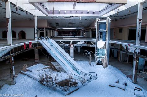 Eerie Look Inside America's Abandoned Malls Photos | Image #41 - ABC News