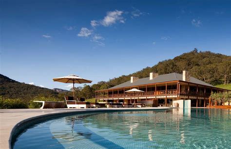 IS THIS THE MOST LUXURIOUS OUTBACK RESORT IN AUSTRALIA? | Wedded Wonderland