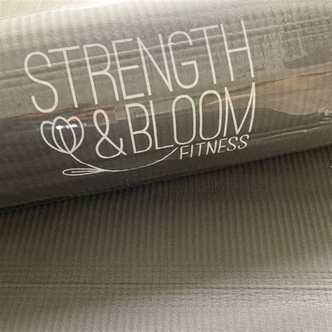 15mm Extra Thick Exercise Mat – Grey – Strength & Bloom Fitness