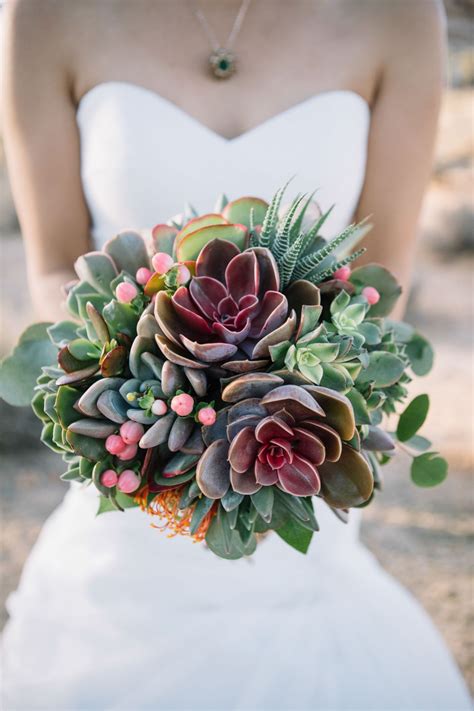 18 Greenery Succulent Wedding Bouquet Ideas 2024