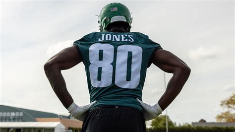 Julio Jones will make his Eagles debut on Sunday night