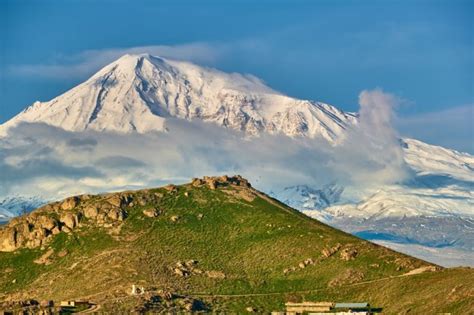 Mt. Ararat - Annapurna