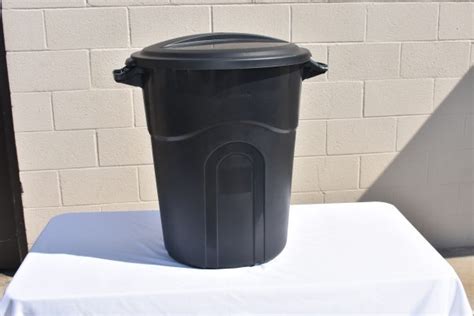 20 Gallon Trash Can – Welcome Ashley Party Rental's website